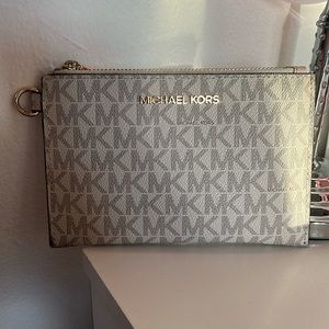 Small Michael Kors Wallet